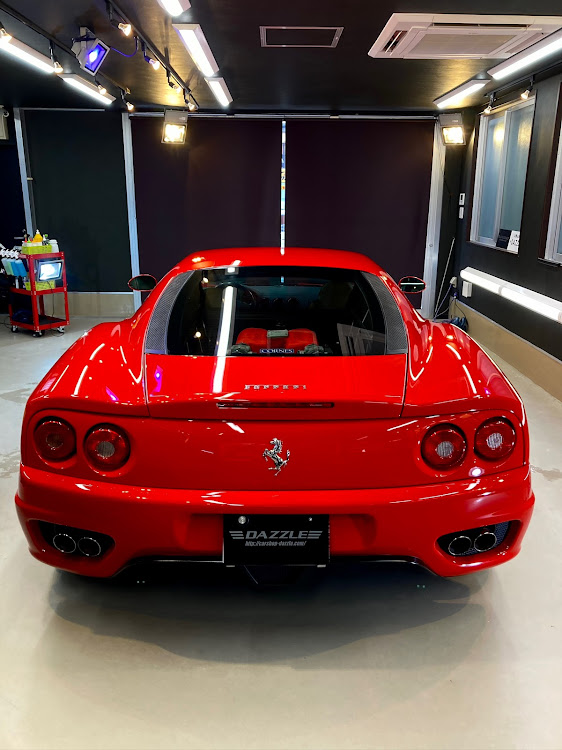 DAZZLE-ダズルさんが投稿したDAZZLE・フェラーリ360モデナ・ガラスコーティング・カーコーティング・Devil Flash  2coatに関するカスタム事例の投稿画像4枚目
