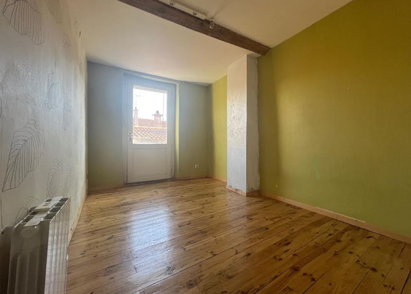 Location  appartement 3 pièces 70 m² à Montbrison (42600), 580 €