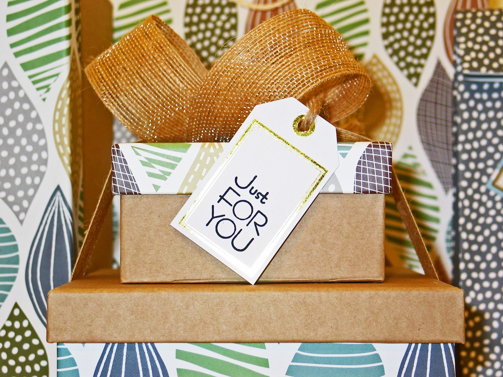 How Branded Tissue Paper Boosts Customer Retention