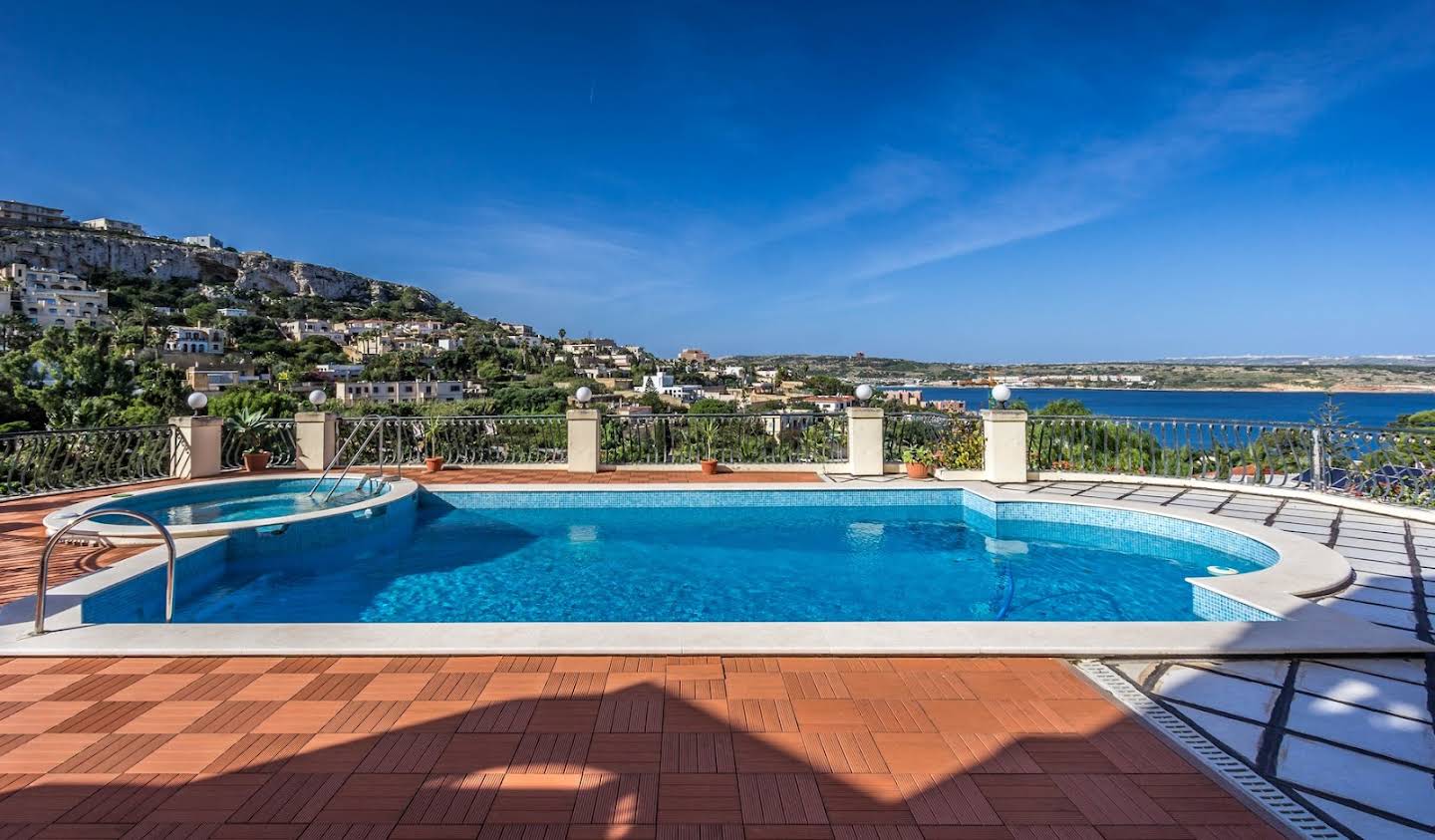 Villa avec terrasse Il-Mellieħa