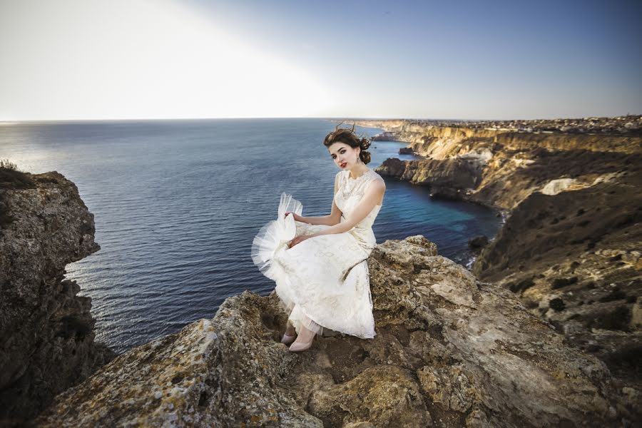 Fotógrafo de casamento Maxim Shatrov (maximdubai). Foto de 27 de dezembro 2019