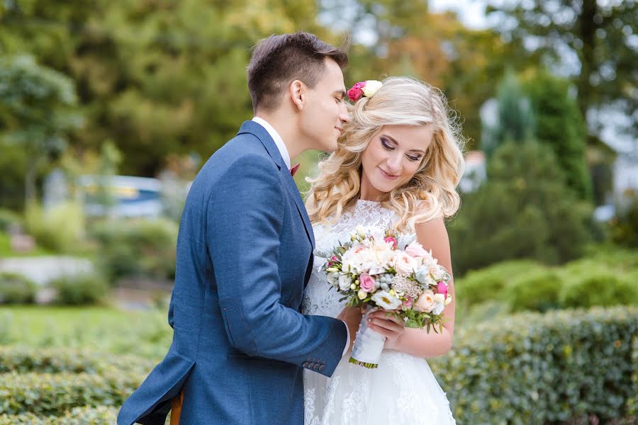 Fotógrafo de bodas Yuliya Tizengauz (loli). Foto del 9 de diciembre 2015