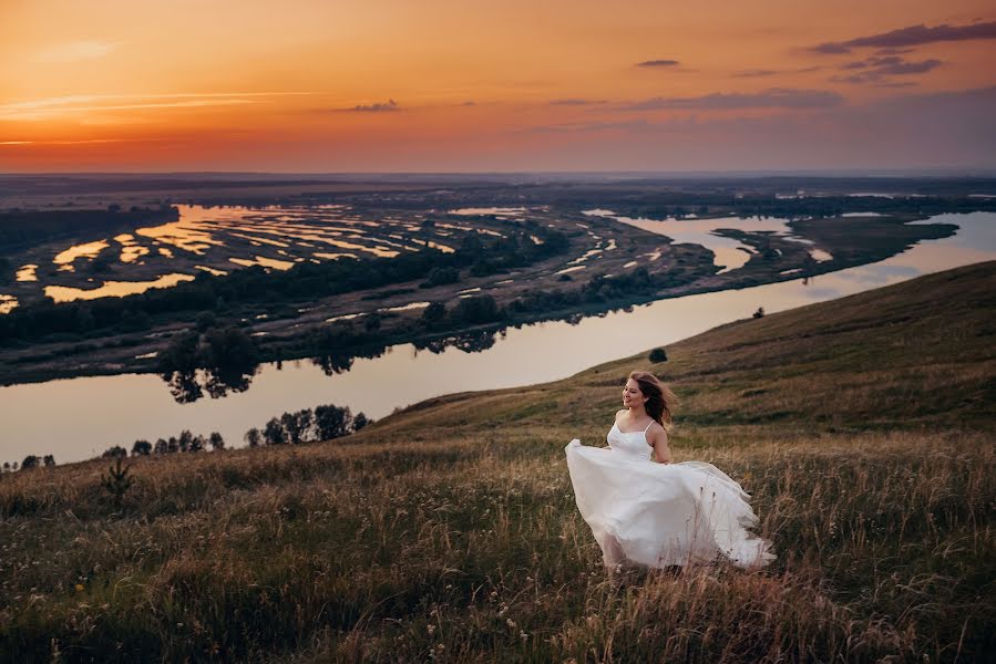 Wedding photographer Olga Nikolaeva (avrelkina). Photo of 27 June 2021