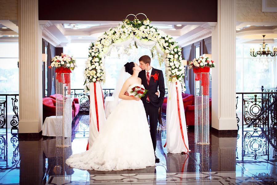 Fotógrafo de bodas Vladimir Semendyaev (vsemphoto). Foto del 11 de mayo 2015