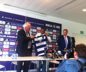 De pakjes zijn geopend! Tielemans heeft bijgetekend!