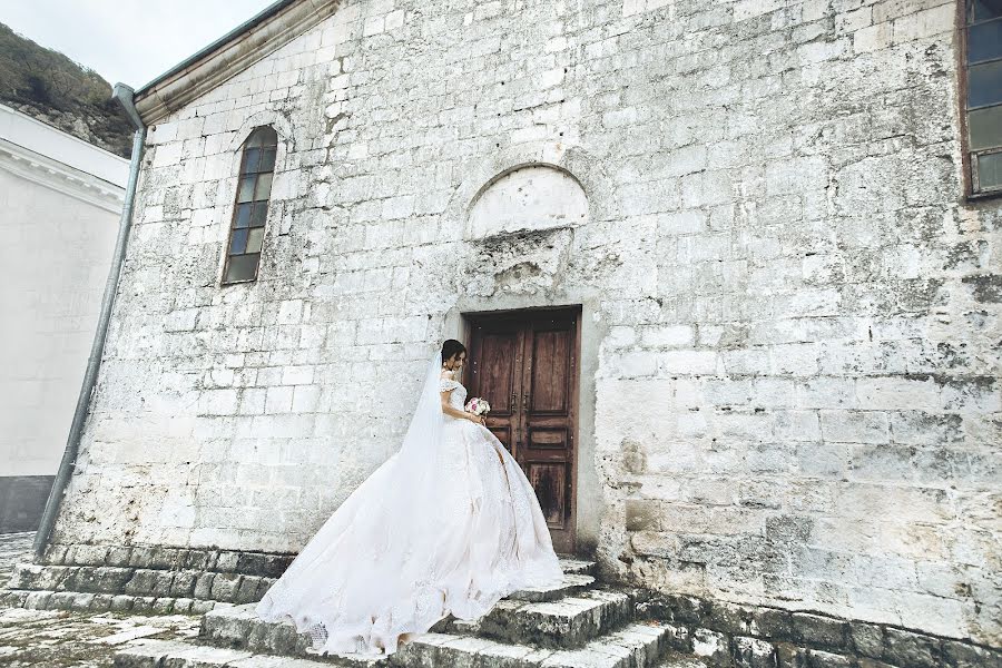 Fotógrafo de casamento Georgiy Galogre (galo). Foto de 6 de dezembro 2017