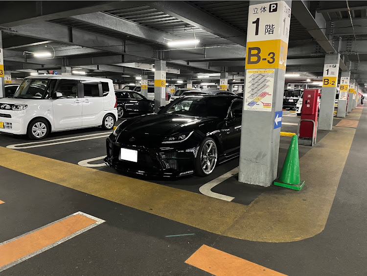 GR86のGR86・車高調整・洗車・夏休みに関するカスタム事例の投稿画像1枚目
