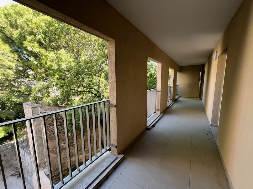 Vente appartement  84 m² à Saint-Zacharie (83640), 339 000 €
