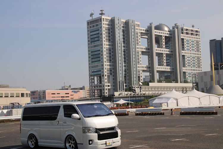 ハイエースバンのゴールデンウィーク終盤・お台場・羽田空港・フジテレビとコラボ・楽しい思い出（笑）に関するカスタム事例の投稿画像3枚目