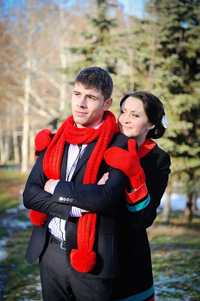Bryllupsfotograf Sergey Bondar (aisbondari). Foto fra februar 24 2013