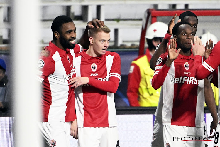 Wat een stunt! Ilenikhena bezorgt Antwerp in minuut 90+2 de overwinning tegen Barcelona