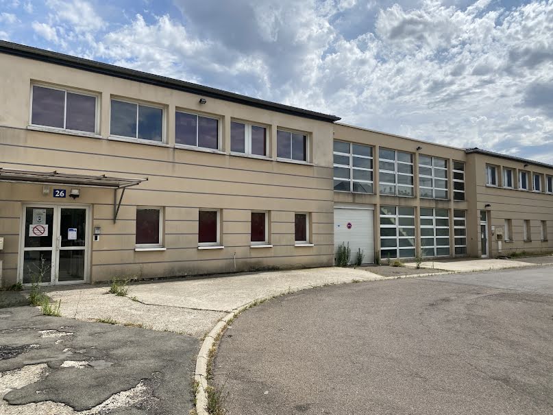 Vente locaux professionnels  789 m² à Montesson (78360), 1 545 000 €