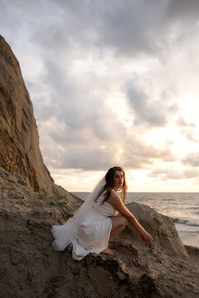 Fotógrafo de casamento Natasha Maksimishina (ufhvjytyrj7). Foto de 19 de setembro 2023