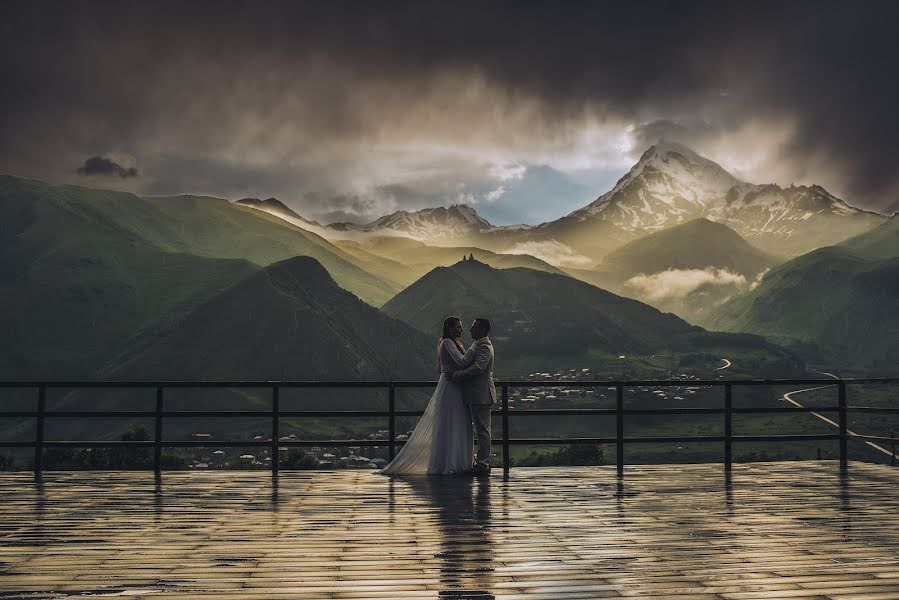 Jurufoto perkahwinan Andrey Tatarashvili (andriaphotograph). Foto pada 27 Jun 2019