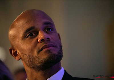 Kompany krijgt ferme suggestie van vader, die hem City-coach ziet worden en bang was voor raciale problemen