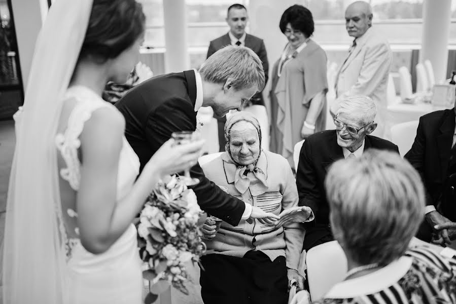 Fotógrafo de bodas Aleksey Puzikov (lazpuz). Foto del 25 de febrero 2017