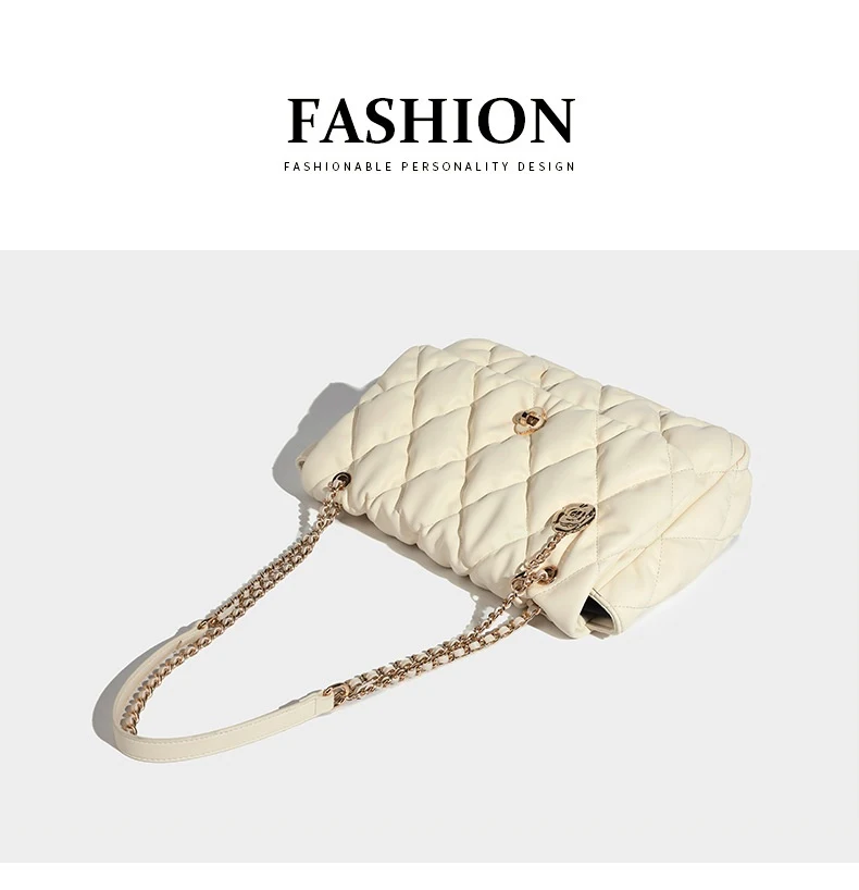New High-Grade Texture Niche Shoulder Messenger Bag. Stylish and functional, perfect for everyday use. Carry your essent