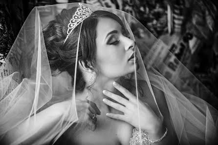 Fotografo di matrimoni Vitaliy Druzhinin (vitalyart). Foto del 6 gennaio 2017