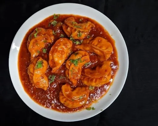 Paneer Cocktail Gravy Momos