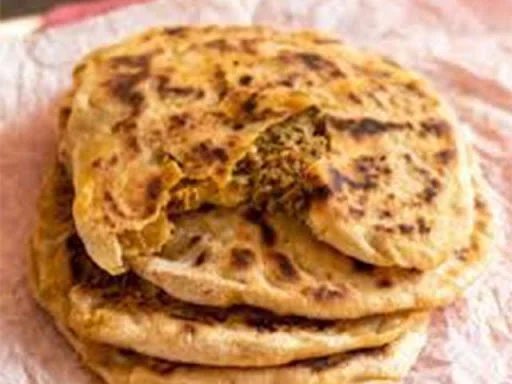 Desi Ghee Chicken Keema Naan