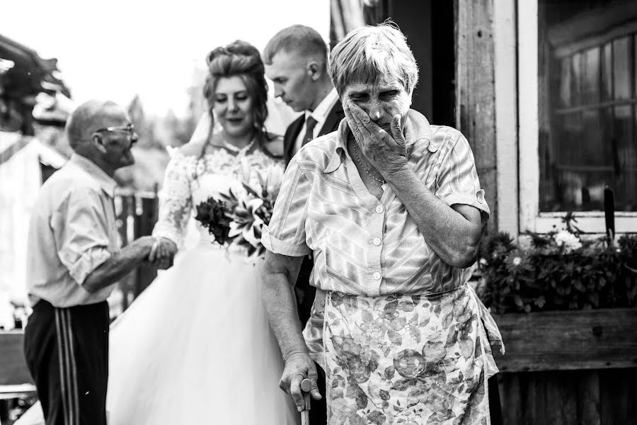 Fotografo di matrimoni Roza Podolskaya (rosepodolskaya). Foto del 8 ottobre 2018