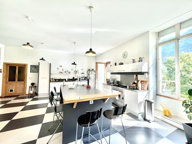 Vente maison 12 pièces 600 m² à Saint-Rémy-de-Maurienne (73660), 650 000 €