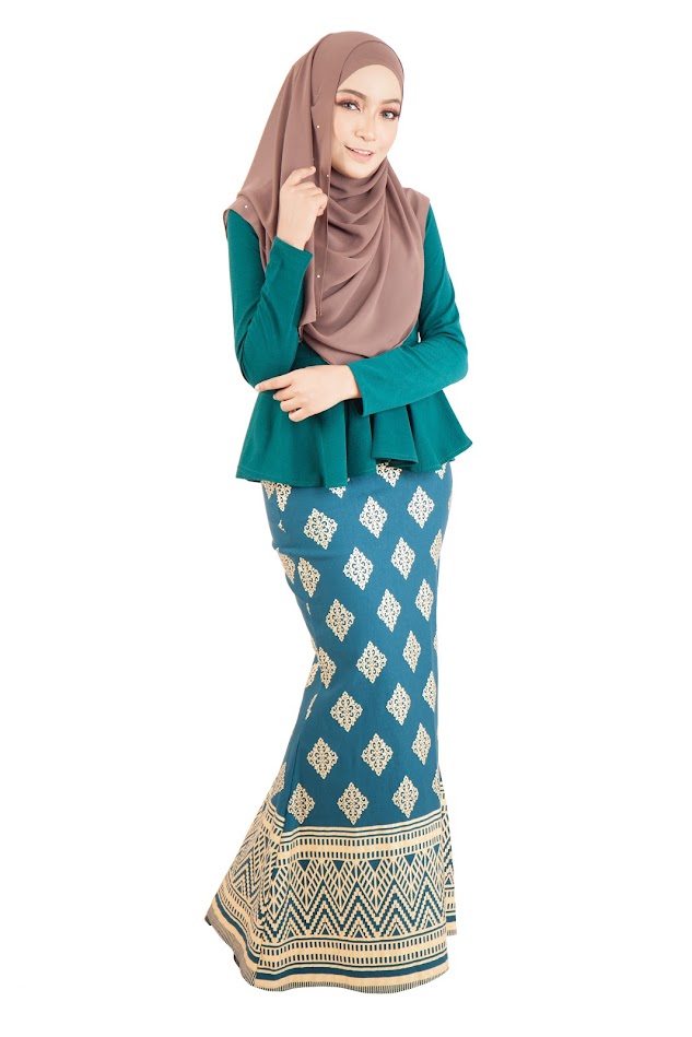 Sangria Hi Low Peplum Baju Kurung Songket Muslimah  