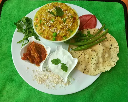 Veggies Oats Khichdi