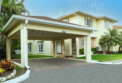 Villa 1