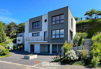 Maison avec terrasse 1