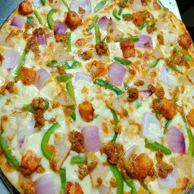 Chicken Korma Pizza