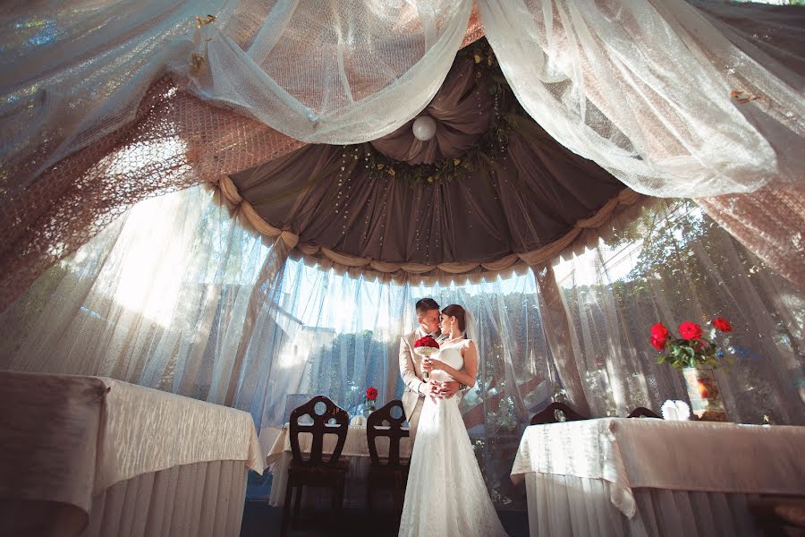 Fotografo di matrimoni Andrey Kiyko (kiylg). Foto del 15 giugno 2015