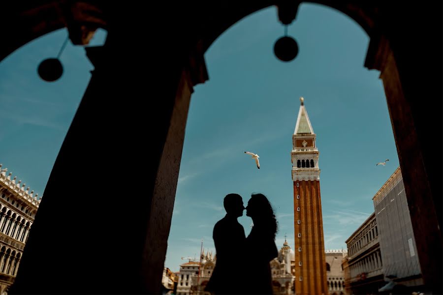 Fotógrafo de casamento Dorin Catrinescu (idbrothers). Foto de 29 de agosto 2017