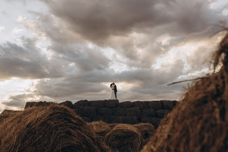 Bryllupsfotograf Merey Kabdyrakhim (merey). Bilde av 19 oktober 2022