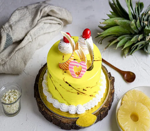 Pineapple Cake (1Kg)