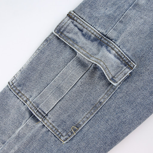 Title 5, High-waisted trousers with large pockets for ev...