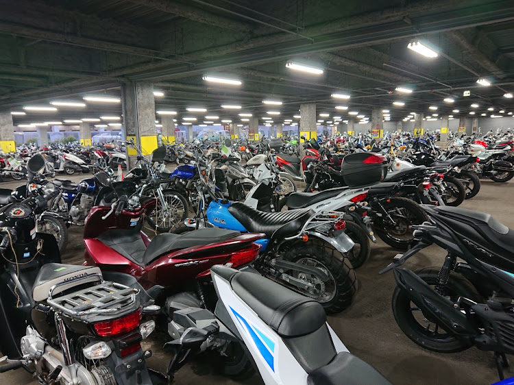 キャリイトラックのバイクオークション・VTR250・海鮮丼・トンカツに関するカスタム事例の投稿画像3枚目