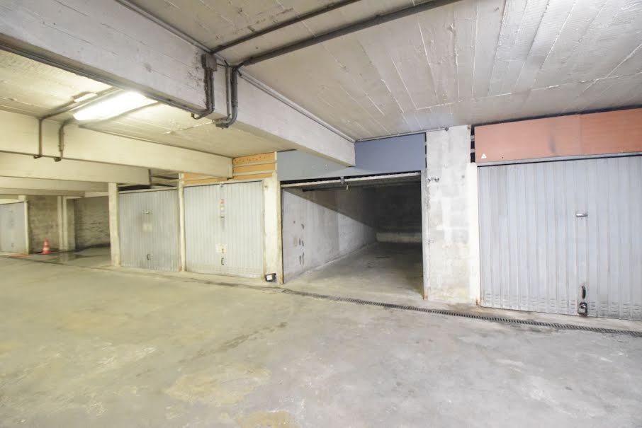 Location  parking  17.5 m² à Nice (06000), 150 €