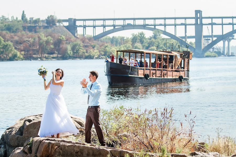 Wedding photographer Yana Novickaya (novitskayafoto). Photo of 9 January 2018