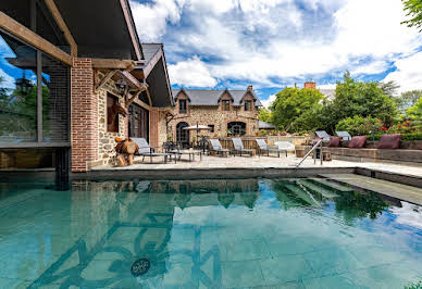 Maison avec piscine et jardin 1