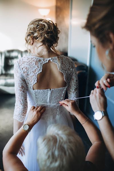 Fotografo di matrimoni Yuliya Normantas (julianormantas). Foto del 4 novembre 2018