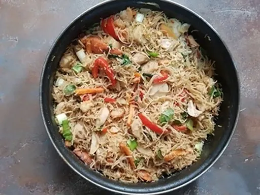 Chicken Singaporean Fried Rice