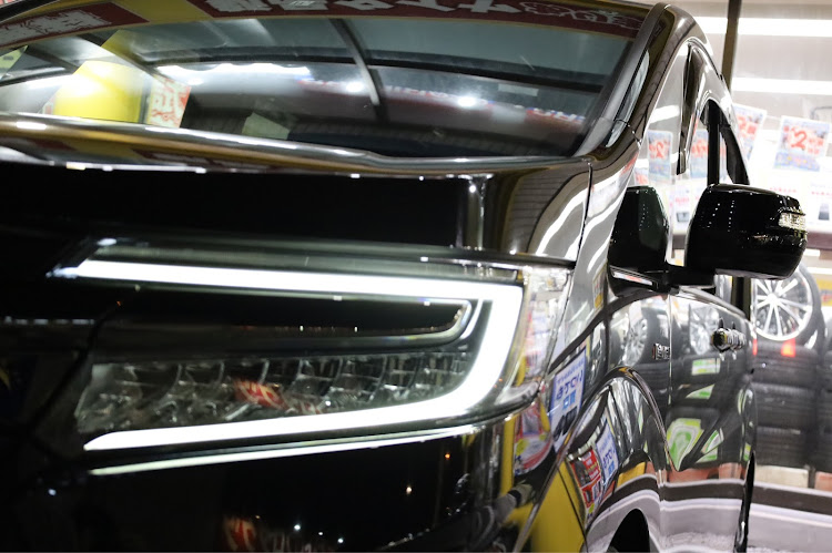 ステップワゴンの無限エアロ・ブラックスタイル・EOS RP・アップガレージに関するカスタム事例の投稿画像3枚目