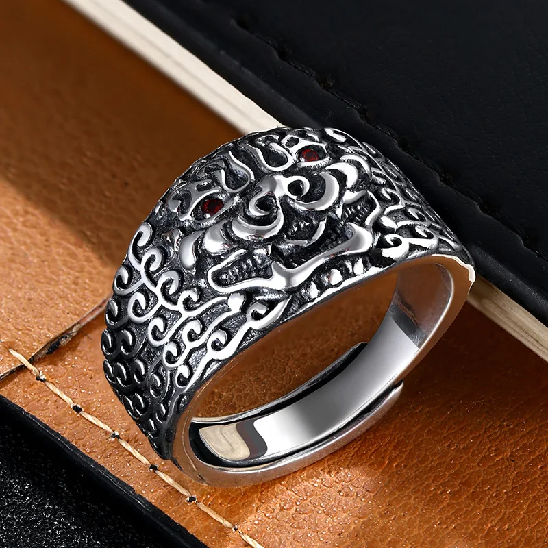 Bague Homme Dominante en Argent Pur 99% Ajustable Rétro, Style Vintage, Design Unique, Élégance et Charisme pour un Look Assuré.