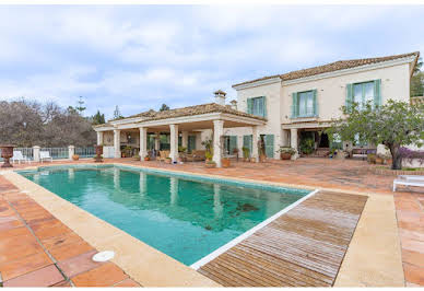 Maison avec piscine et terrasse 15