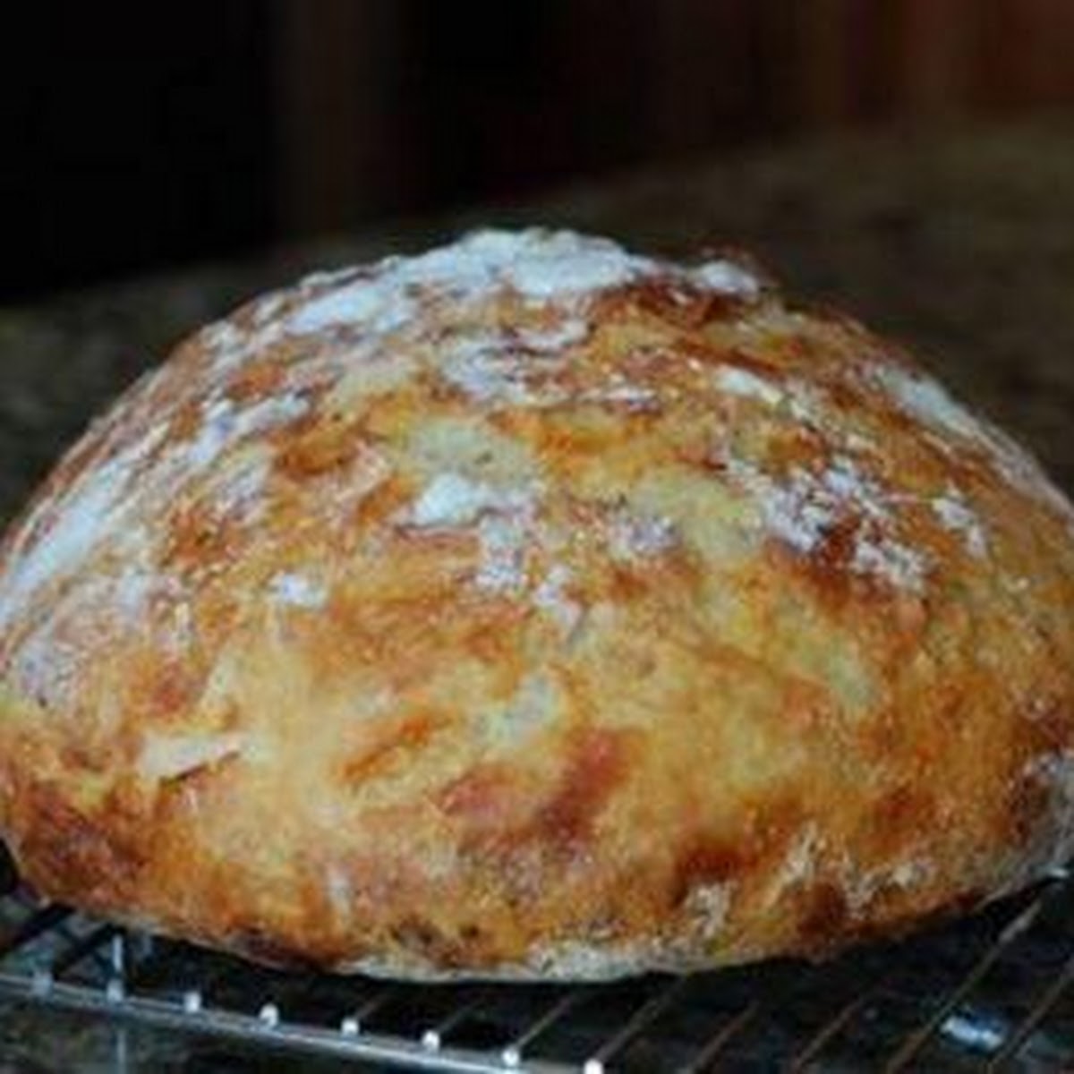 Old-fashioned bread baked in a cast iron pot recipe