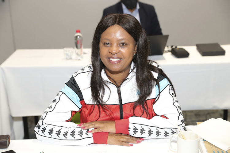 Zandile Kabini, chairperson of Women in Boxing Committee, and also a board member of Boxing SA says there is a light at end of the tunnel on women boxing.