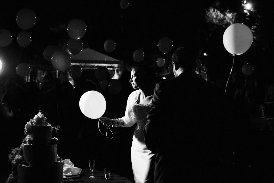 Fotografo di matrimoni Francesco Survara (survara). Foto del 7 maggio 2019