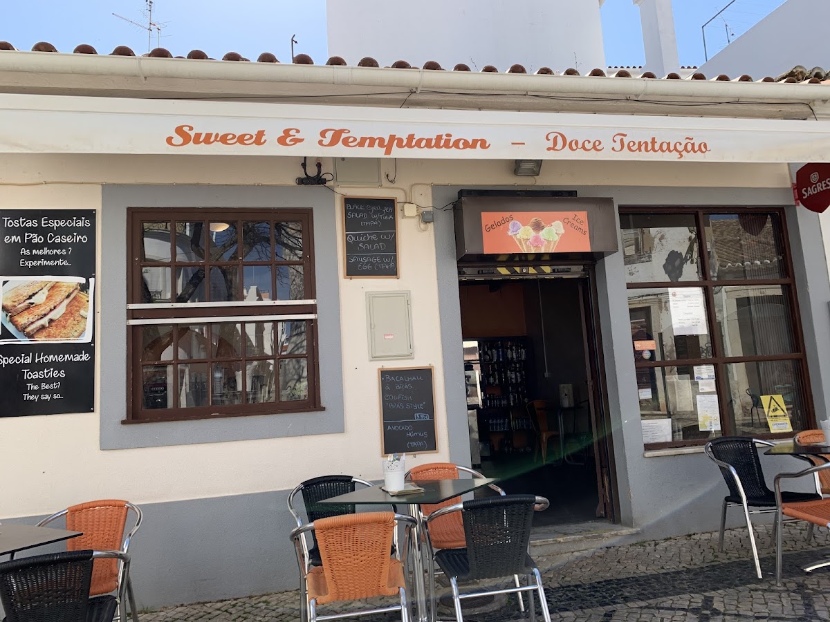 Gluten-Free at Sweet & Temptation- Food & Breakfast