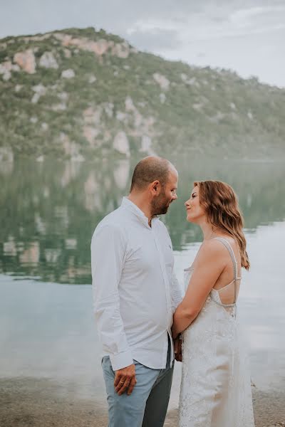 Fotógrafo de casamento Lina Tzegkozi (vlstories). Foto de 5 de abril